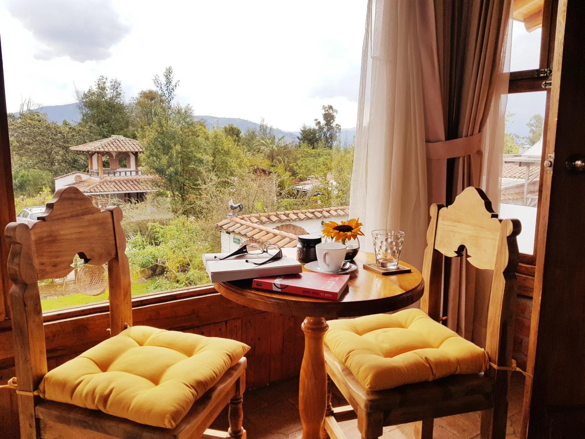 Hacienda Jimenita Wildlife Reserve Puembo Ngoại thất bức ảnh